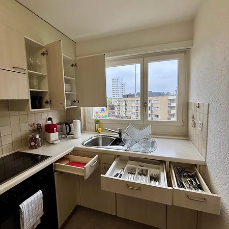 Simple And Comfortable In Апартаменти *